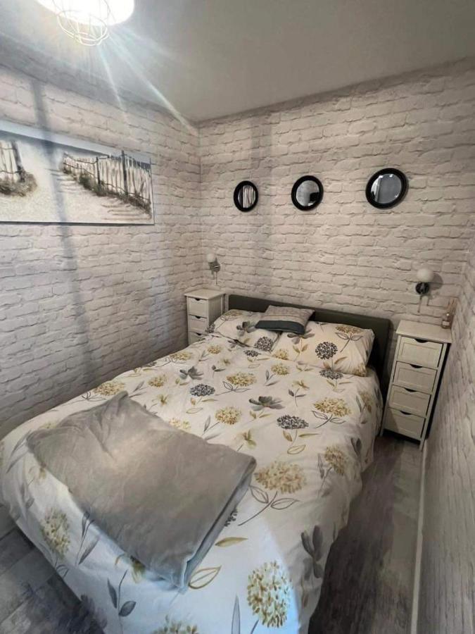 Stunning One Bed Modern & Contemporary Chalet Bridlington Esterno foto